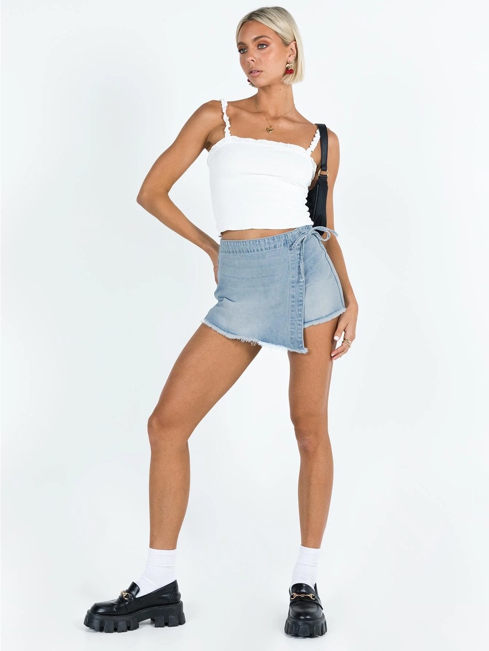NWOT Princess Polly Bowden Skort in Light Wash Denim
